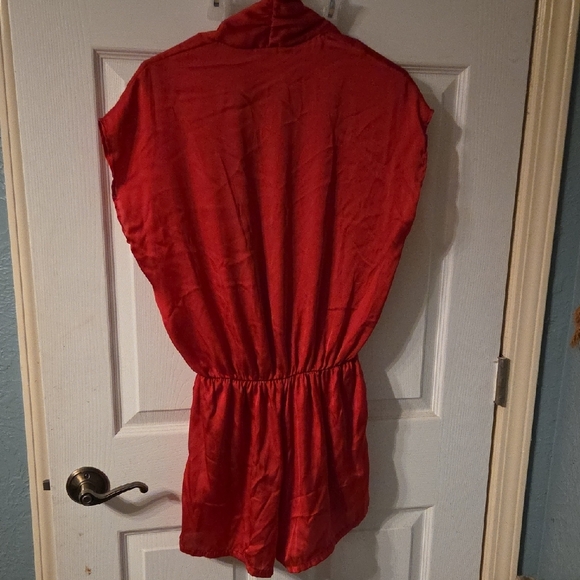 BiBi Fuchsia Romper - Picture 2 of 3